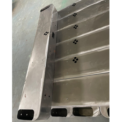 Caixa de luz de chapa de metal de armazenamento elétrico com diferentes knockouts com base no tamanho