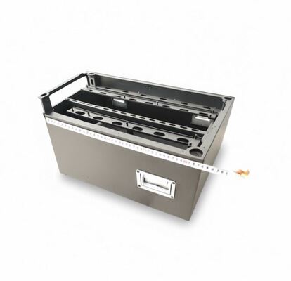 Invólucro de chapa metálica com pintura eletrostática personalizável Resistência à corrosão Sim Habitação protetora ideal para gabinete de armazenamento de energia